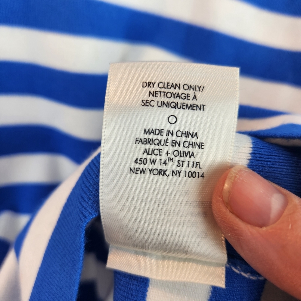 Alice + Olivia Striped Blue and White Crop Top - Picture 8 of 11